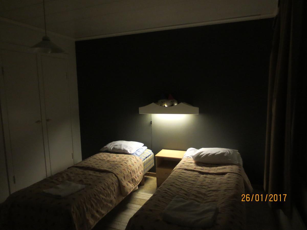 Huoneistohotelli Jokikeskus Kemi Esterno foto